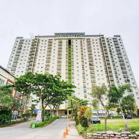 Oyo Life 93086 Apartemen The Suite Metro By Abbah Property